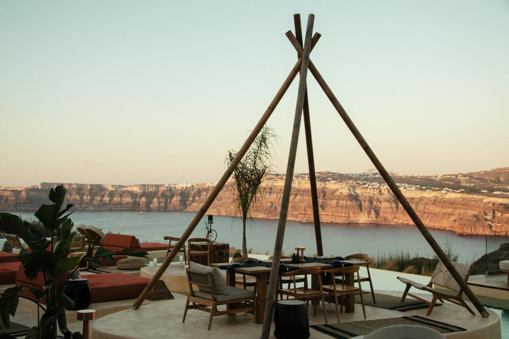 Divino Caldera Hotel อาโกรตีรี ภายนอก รูปภาพ