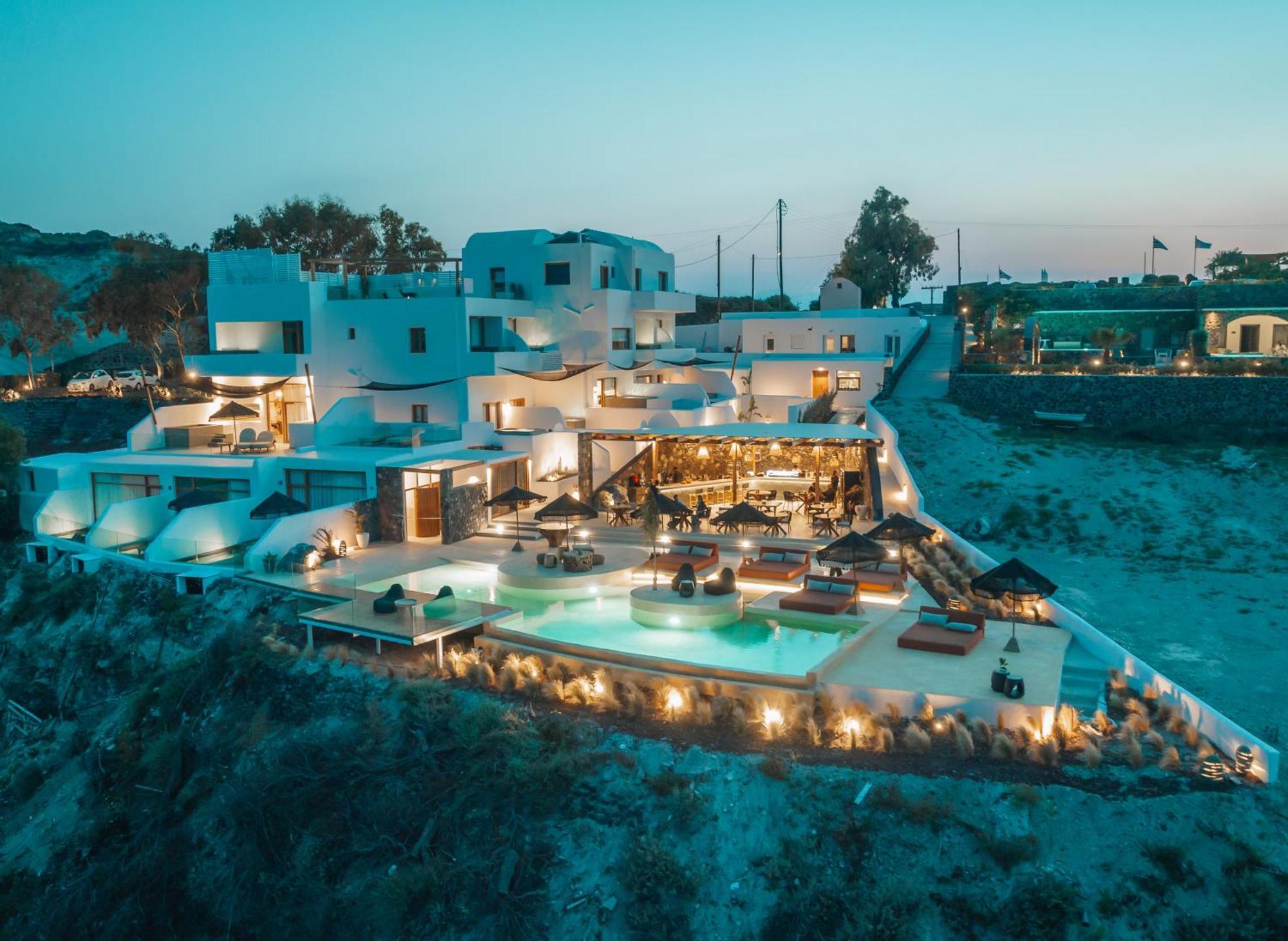 Divino Caldera Hotel อาโกรตีรี ภายนอก รูปภาพ