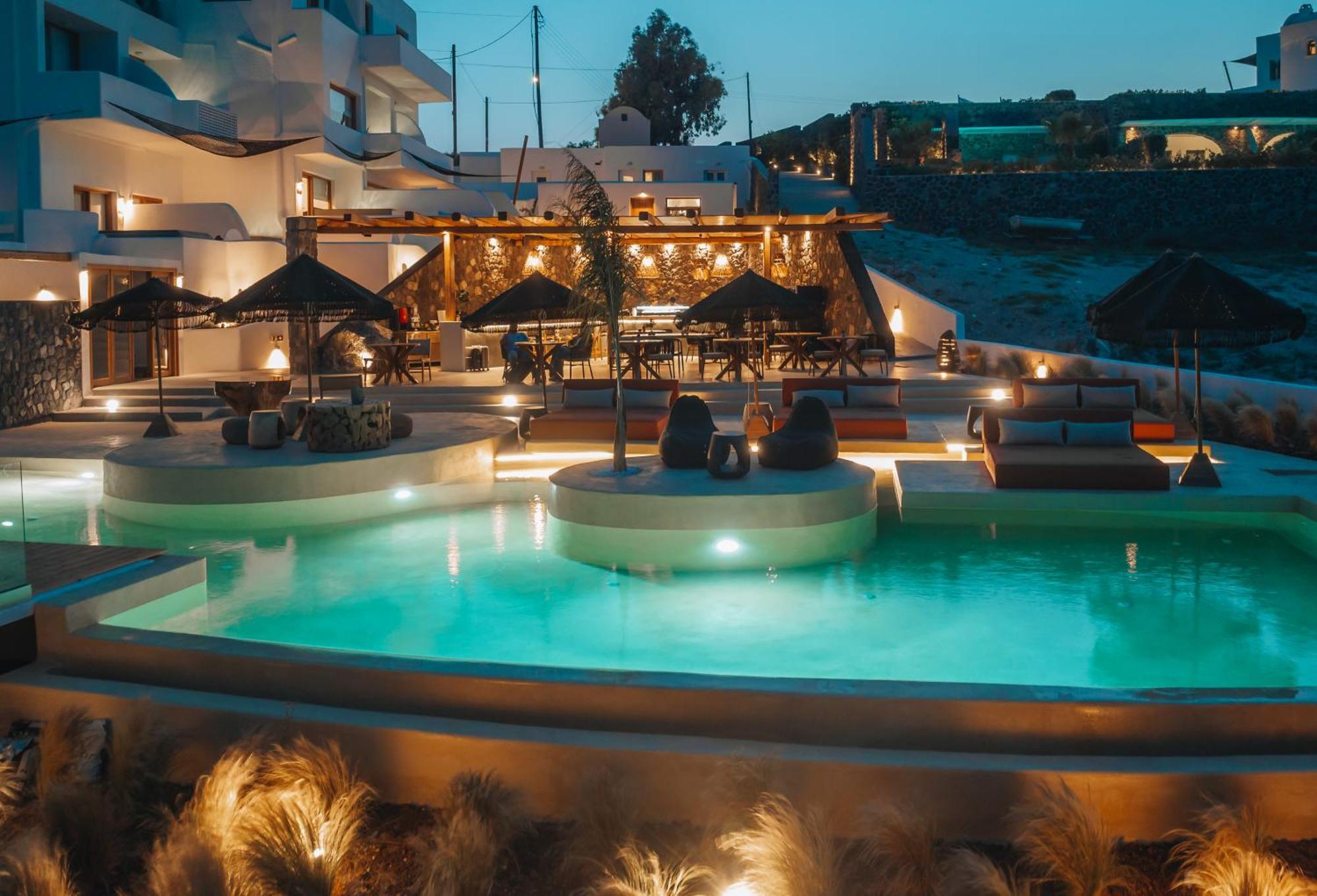 Divino Caldera Hotel อาโกรตีรี ภายนอก รูปภาพ